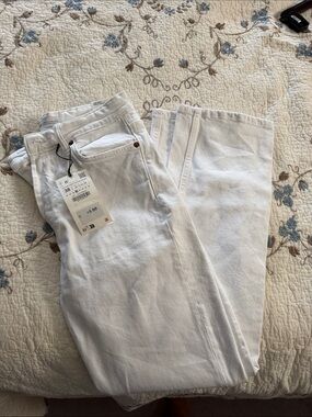 Zara White Straight Leg Women's Jeans